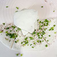 发面葱花饼 柔软多层饼的做法图解5