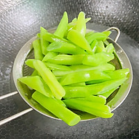 #夏日消暑，非它莫属#四季豆炒肉的做法图解7