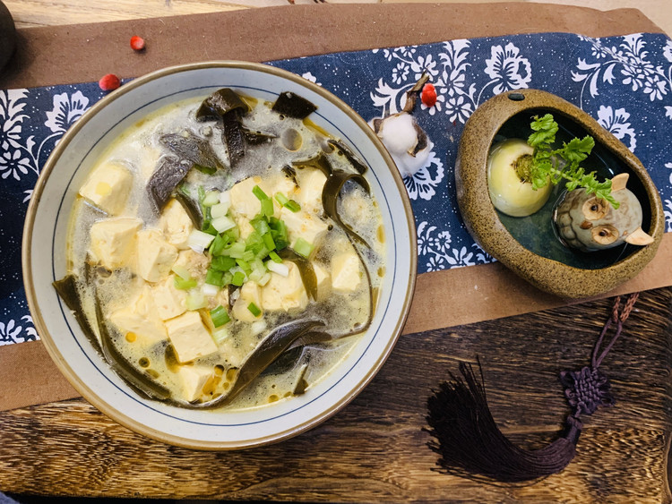 排毒减肥去脂：海带豆腐汤的做法