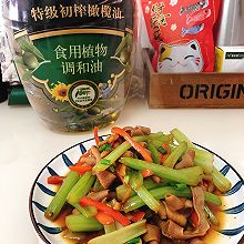 芹菜爆炒鸭肠