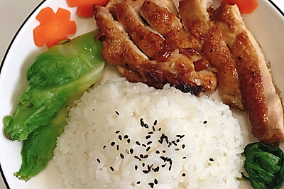 色香味俱全的照烧鸡腿饭