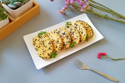 芝麻黄金馒头片