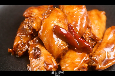 挤掉可乐鸡翅，又一美食跻身厨房小白必会菜，味道一点儿也不输外