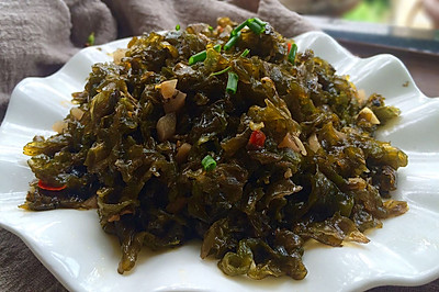 酸炒地皮菜——夏季应季美食