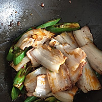 川菜-青椒回锅肉的做法图解10