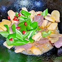 #米饭最强CP#青椒火腿肉炒菌菇的做法图解7
