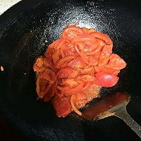 番茄酸汤肉片的做法图解2