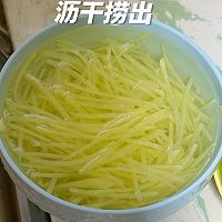 凉拌土豆丝的做法图解3