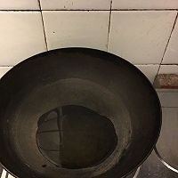 蒜苗豆干炒腊肉的做法图解4