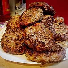 香煎牛肉汉堡饼