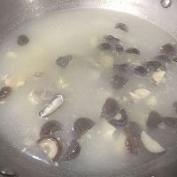 【八月家】香菇鸡肉粥的做法图解5
