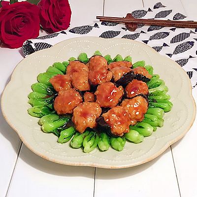 木耳酿虾胶
