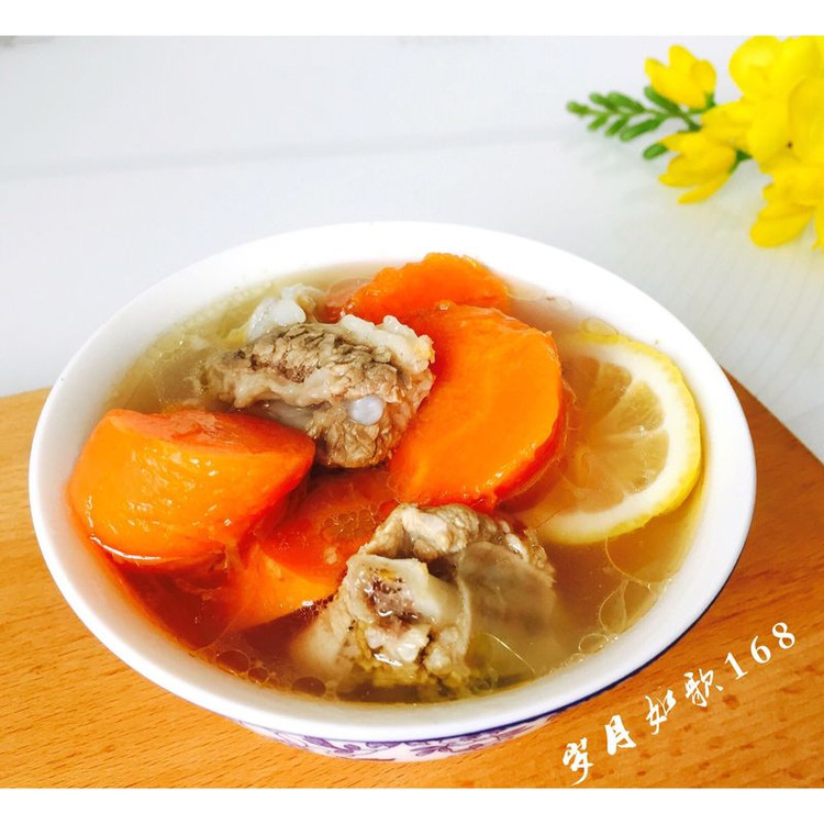 胡萝卜排骨汤的做法