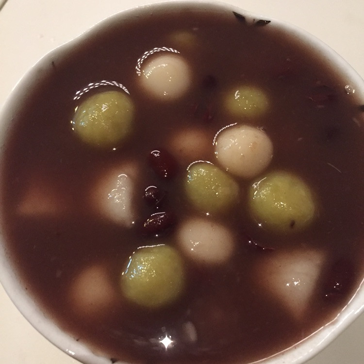 芋圆红豆汤的做法