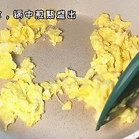 #中小学生做饭指南#鸡蛋火腿炒蛋的做法图解2