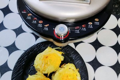 快手土豆丝窝鸡蛋饼