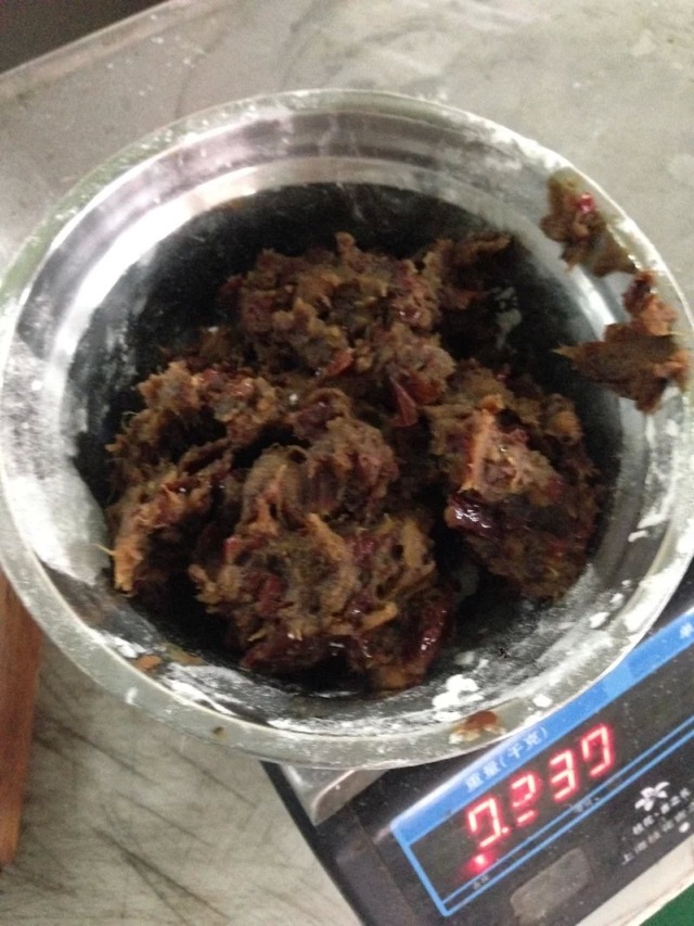 核桃枣泥糕的做法图解2