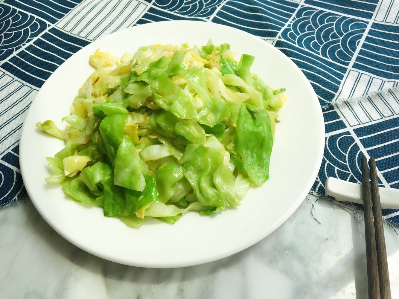 卷心菜炒粉丝,卷心菜炒粉丝的家常做法 - 美食杰卷心菜炒粉丝做法大全