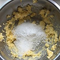 蛋黄饼干的做法图解1
