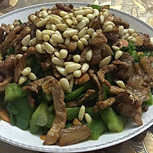 肉丝松子炒韭菜花