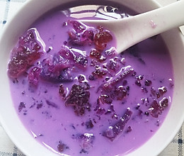 桃胶紫薯牛奶的做法