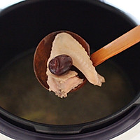 #花10分钟，做一道菜！#板栗炖土鸡汤的做法图解15