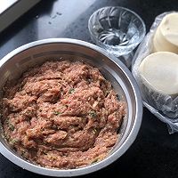 猪肉大葱饺子的做法图解3