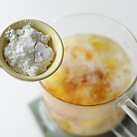 椰奶菠萝炖桃胶雪燕（小南瓜电炖杯食谱）的做法图解9