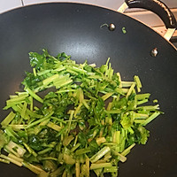 芹菜炒牛肉的做法图解4