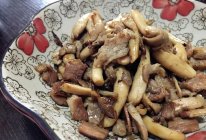 平菇炒肉的做法