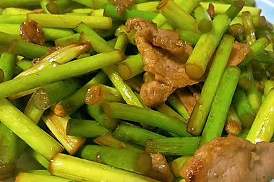 蒜苔炒肉