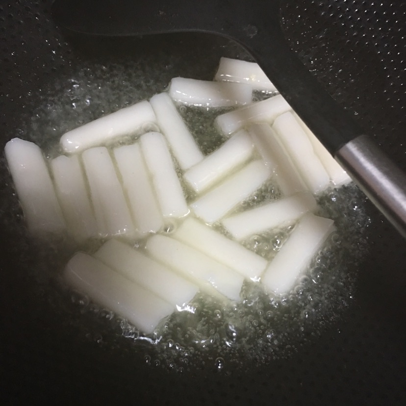 辣炒年糕条的做法图解4