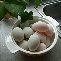 腌咸蛋的做法图解1