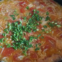 西红柿金针菇牛肉汤的做法图解7
