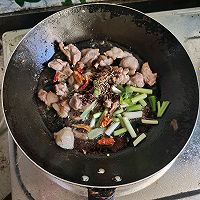 #名厨汁味正当夏#馋嘴下饭鸭肉扁豆角的做法图解5