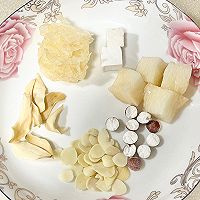 美白养颜的银耳杏仁露～秋冬就是要润～的做法图解1