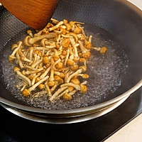 滑子蘑豆腐汤的做法图解3