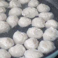 鲜嫩Q弹鱼丸教你在家做#童年不同样，美食有花样#的做法图解14