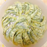 韭菜虾仁鸡蛋饺子的做法图解10