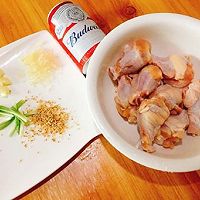 #精品菜谱挑战赛#啤酒烧鸡翅根的做法图解1