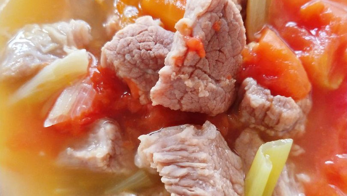 牛肉炖西红柿