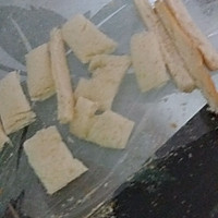 面包糠的做法图解1