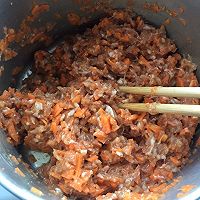 猪肉胡萝卜饺子的做法图解3