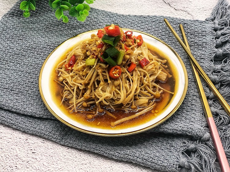 烤金针菇的做法