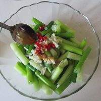 凉拌蒜薹的做法图解7