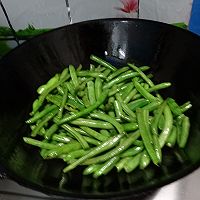 腔骨炖豆角的做法图解2