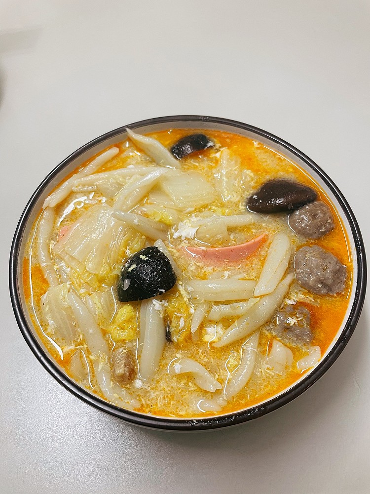 菜饭二合一：白菜香菇鸡蛋面疙瘩的做法