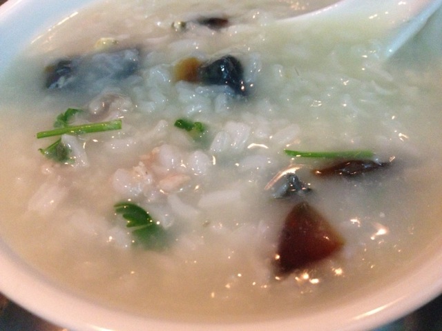 Congee with preserved egg and lean meat