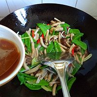 #菁选酱油试用之茶树菇炒兰豆的做法图解8