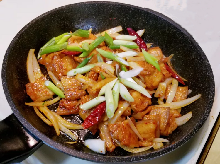 韩式辣炒五花肉的做法